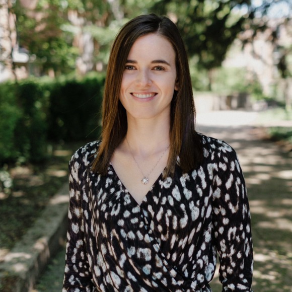 Meet your Posher, Jillian - Picture 1 of 1